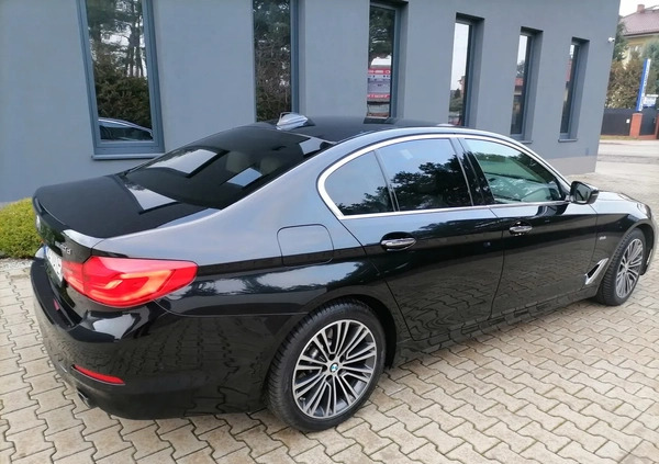 BMW Seria 5 cena 128500 przebieg: 150000, rok produkcji 2017 z Serock małe 79